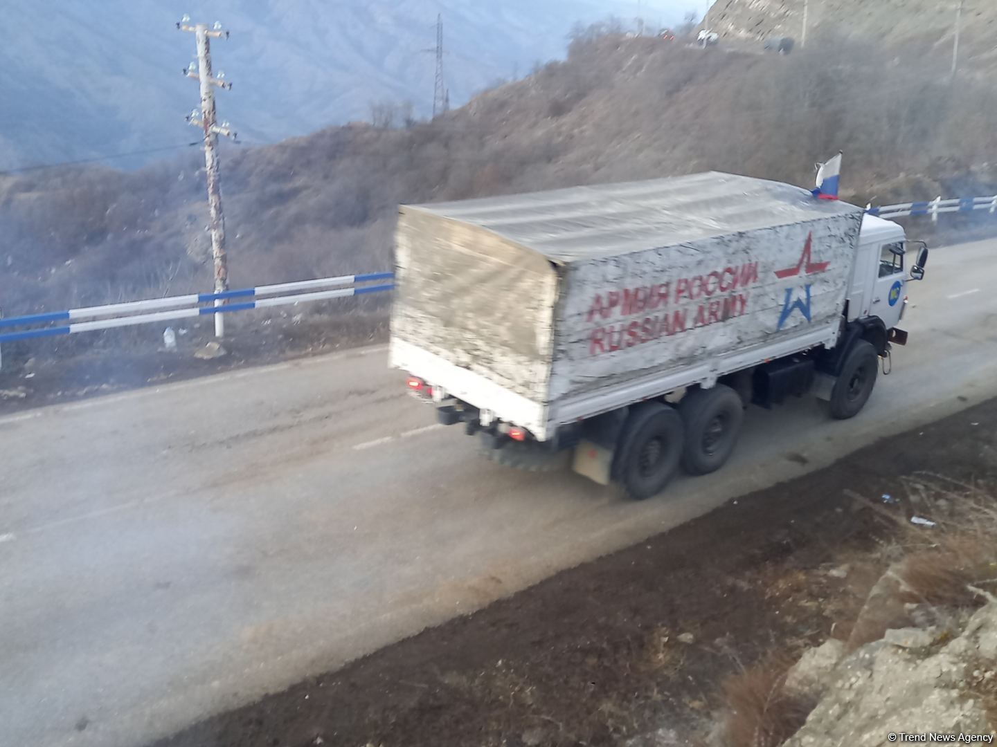 More vehicles of Russian peacekeepers pass freely along Azerbaijan's Lachin-Khankandi road (PHOTO)