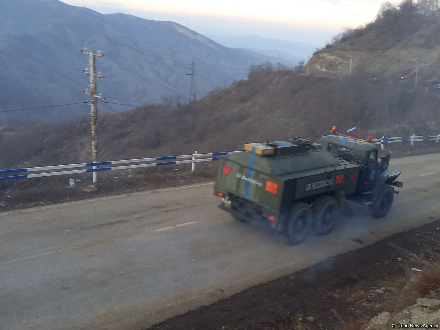 More vehicles of Russian peacekeepers pass freely along Azerbaijan's Lachin-Khankandi road (PHOTO)