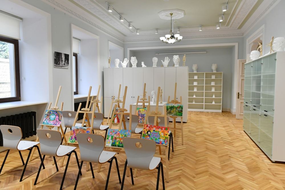 President Ilham Aliyev, First Lady Mehriban Aliyeva view conditions created at Child and Youth Development Center in Baku after major overhaul (PHOTO/VIDEO)
