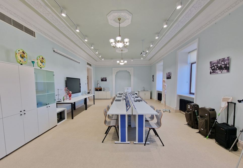 President Ilham Aliyev, First Lady Mehriban Aliyeva view conditions created at Child and Youth Development Center in Baku after major overhaul (PHOTO/VIDEO)