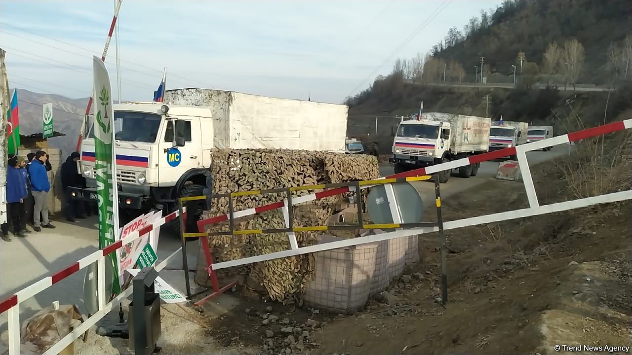More vehicles of Russian peacekeepers pass along Azerbaijan's Lachin-Khankendi road (PHOTO)
