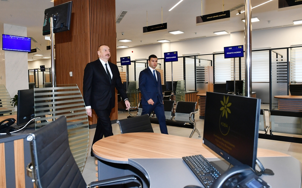 President Ilham Aliyev attends inauguration of “Baku SME house” (PHOTO/VIDEO)