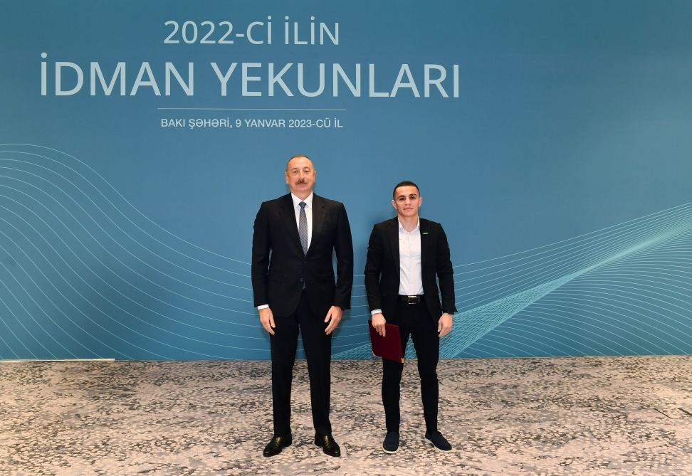 Athletes, sports specialists awarded for contribution to development of sports in Azerbaijan (PHOTO)