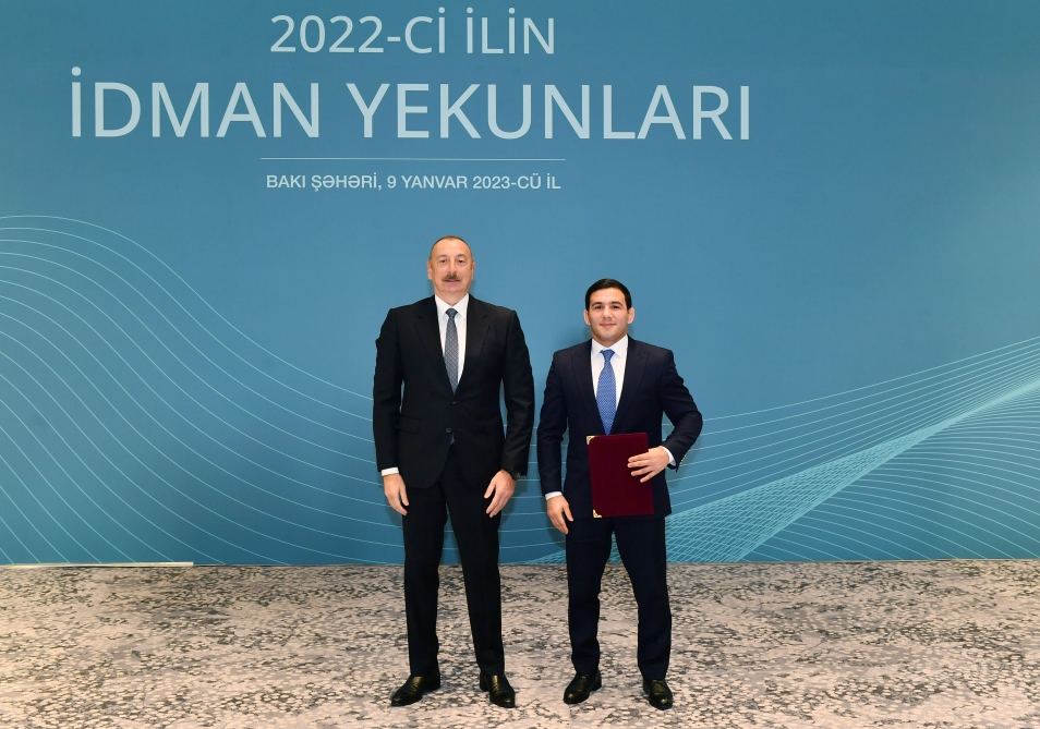 Athletes, sports specialists awarded for contribution to development of sports in Azerbaijan (PHOTO)