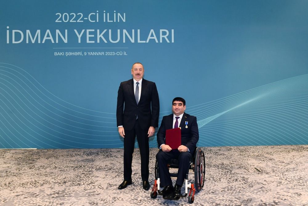 Athletes, sports specialists awarded for contribution to development of sports in Azerbaijan (PHOTO)