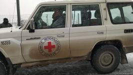 Two more ICRC vehicles pass freely along Azerbaijan's Lachin-Khankendi road (PHOTO) 