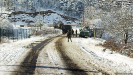 More supply vehicles of Russian peacekeepers pass freely along Azerbaijan's Lachin-Khankendi road (PHOTO/VIDEO)