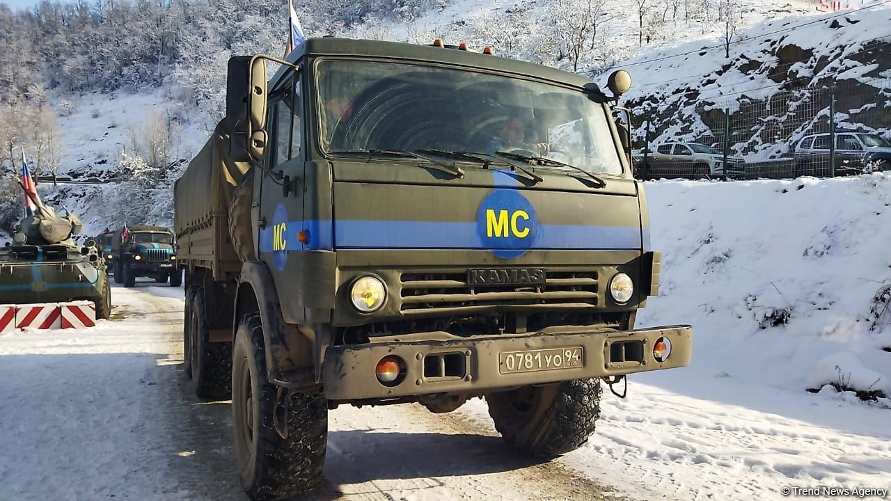 More supply vehicles of Russian peacekeepers pass freely along Azerbaijan's Lachin-Khankendi road (PHOTO/VIDEO)