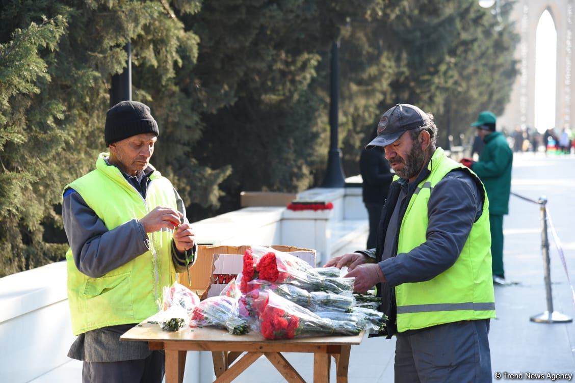 Baku prepares for commemoration of 33rd anniversary of January 20 tragedy (PHOTO)