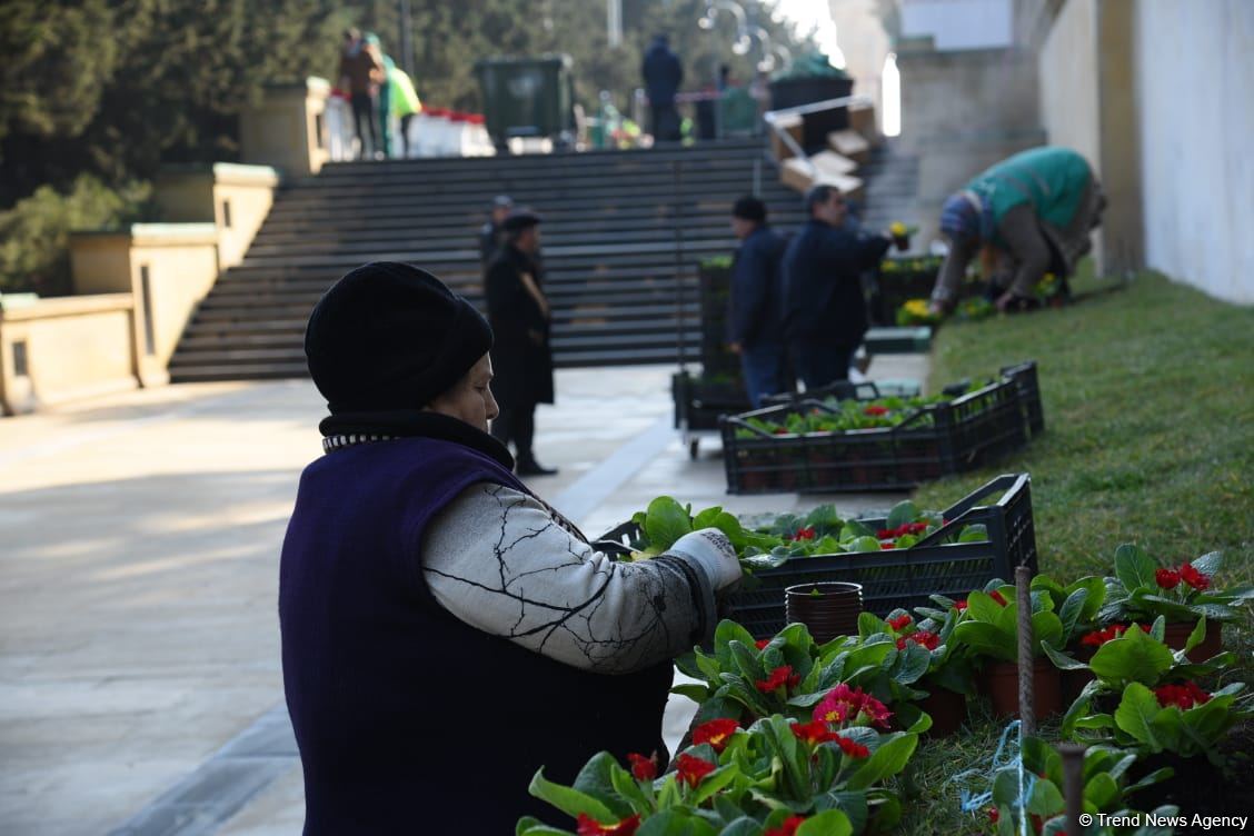 Baku prepares for commemoration of 33rd anniversary of January 20 tragedy (PHOTO)