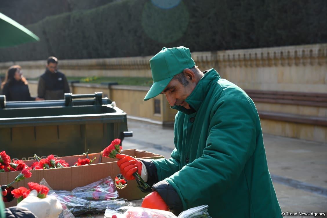 Baku prepares for commemoration of 33rd anniversary of January 20 tragedy (PHOTO)