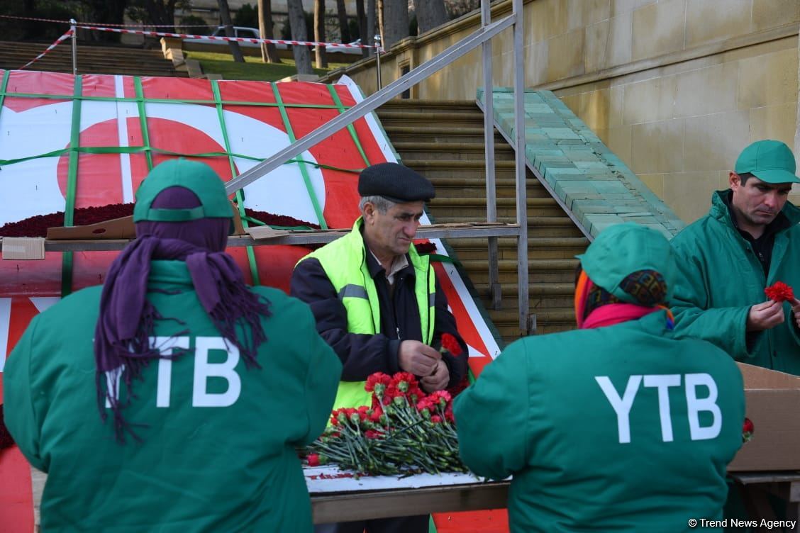 Baku prepares for commemoration of 33rd anniversary of January 20 tragedy (PHOTO)