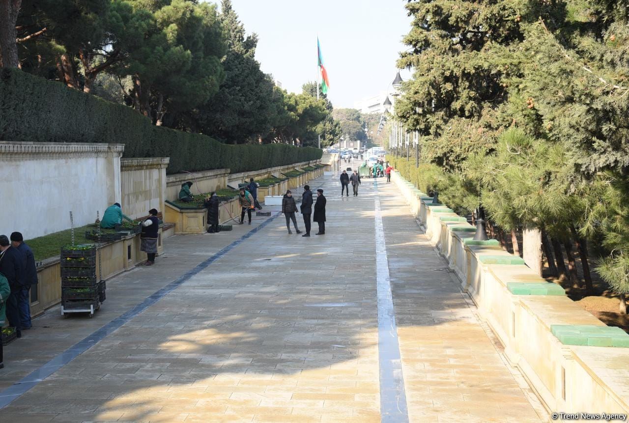 Baku prepares for commemoration of 33rd anniversary of January 20 tragedy (PHOTO)