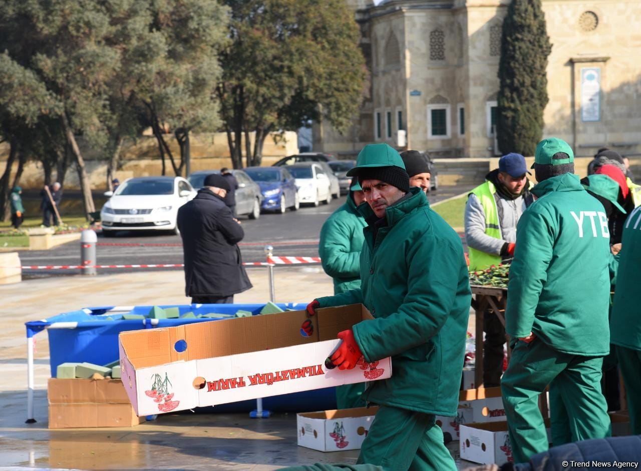 Baku prepares for commemoration of 33rd anniversary of January 20 tragedy (PHOTO)