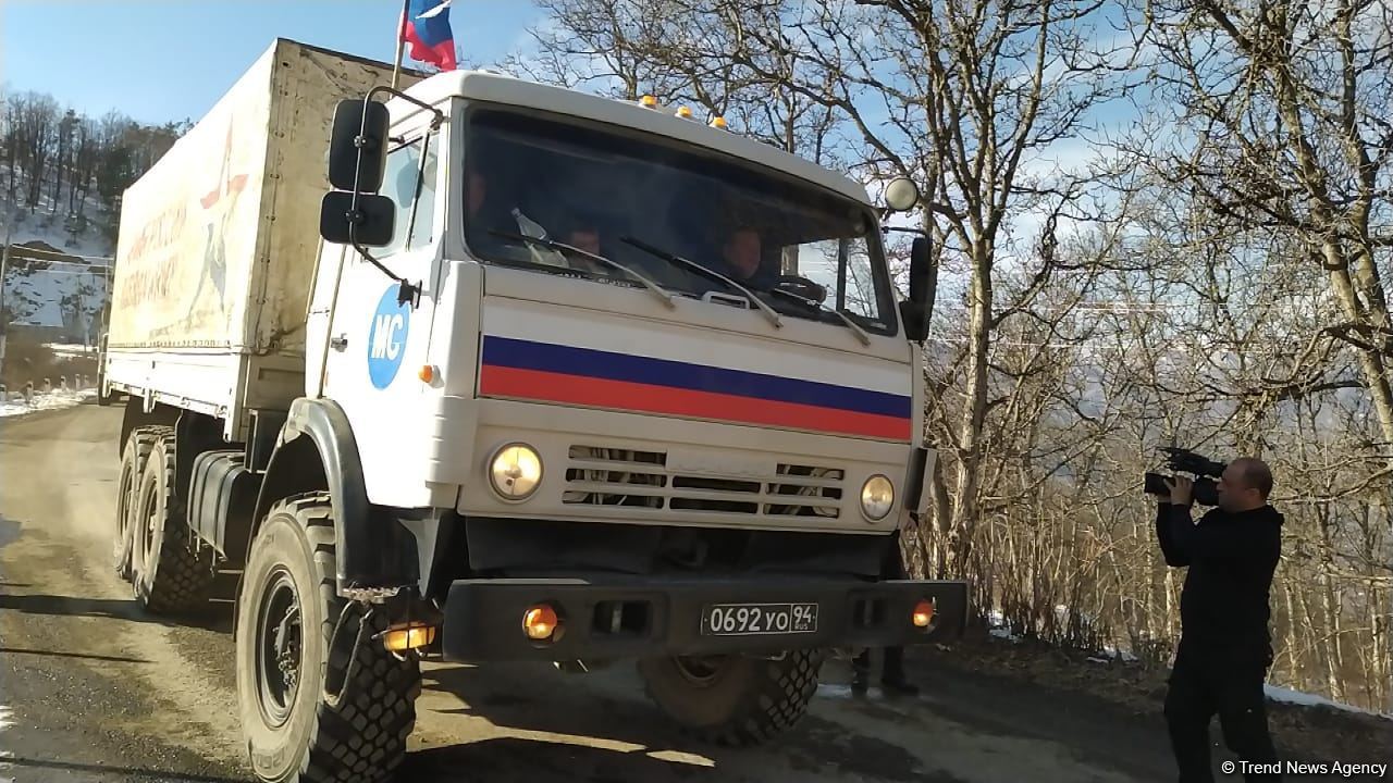 More vehicles of Russian peacekeepers drive freely along Azerbaijan's Lachin-Khankendi road (PHOTO)