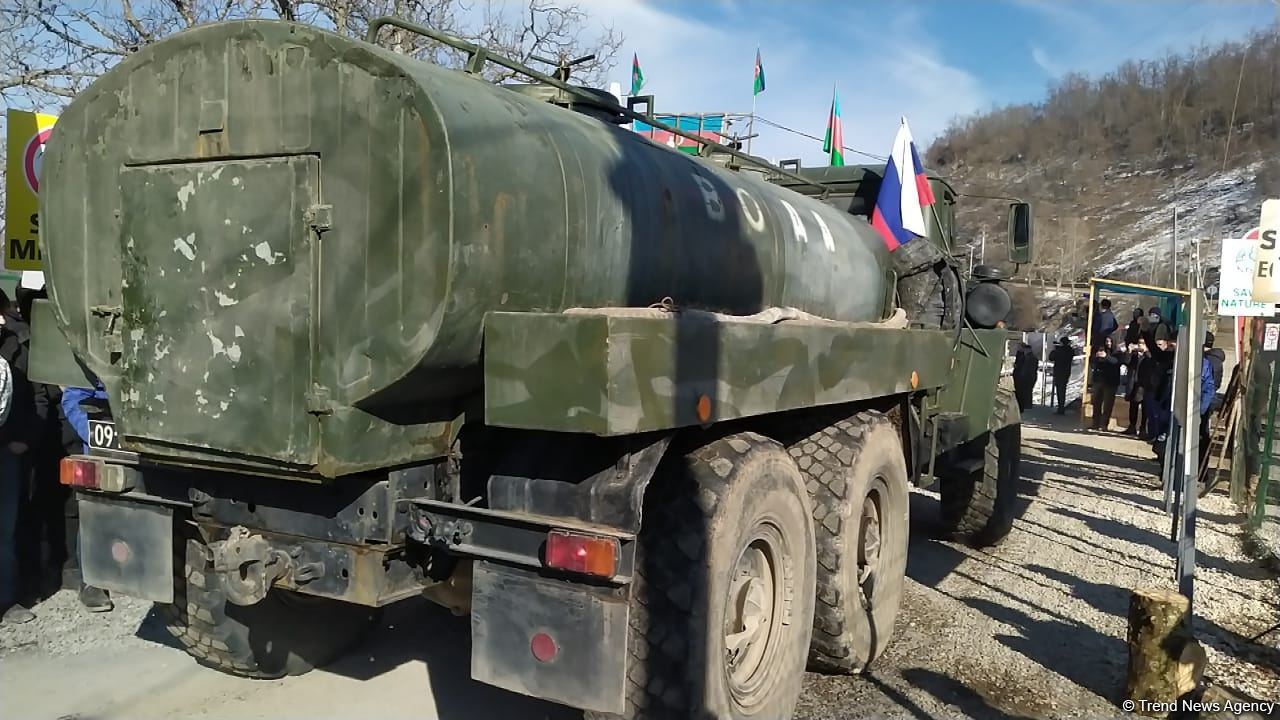 More vehicles of Russian peacekeepers drive freely along Azerbaijan's Lachin-Khankendi road (PHOTO)