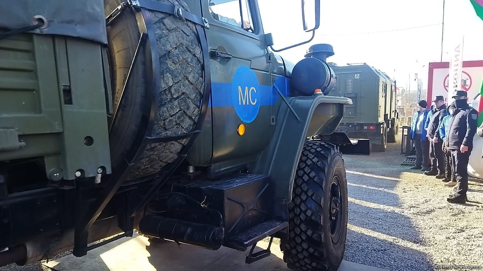 Convoy of Russian peacekeepers' vehicles moves freely along Azerbaijan's Lachin-Khankendi road (PHOTO)