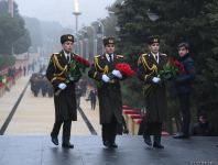 Azerbaijani people honor blessed memory of victims of January 20 tragedy (PHOTO)