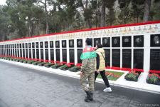 Azerbaijani people honor blessed memory of victims of January 20 tragedy (PHOTO)