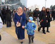 Azerbaijani people honor blessed memory of victims of January 20 tragedy (PHOTO)