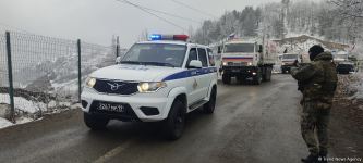 Vehicles of Russian peacekeepers pass freely along Azerbaijan's Lachin-Khankendi road (PHOTO)