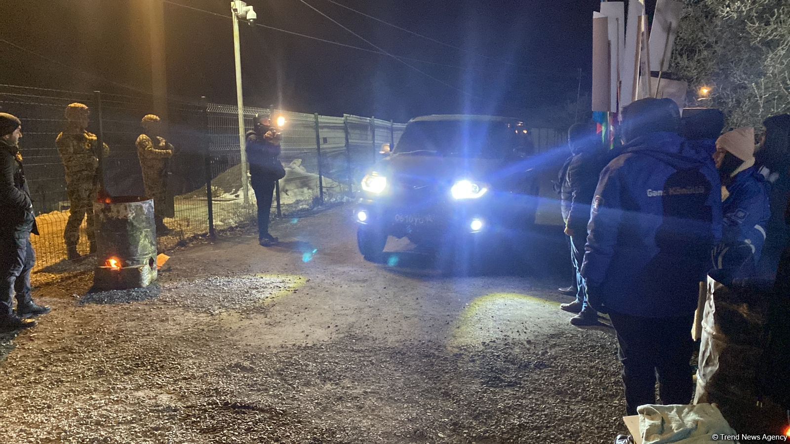 Another car of Russian peacekeepers drives freely along Azerbaijan's Lachin-Khankendi road (PHOTO/VIDEO)