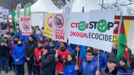 Peaceful protest continues on Azerbaijan's Lachin-Khankendi road despite cold weather (PHOTO)