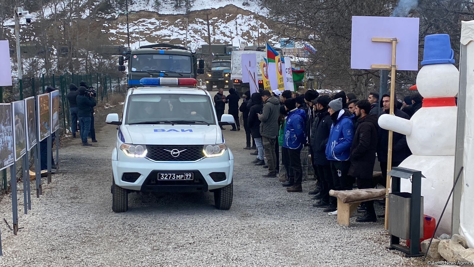Vehicles of Russian peacekeepers pass freely along Azerbaijan's Lachin-Khankendi road (PHOTO/VIDEO)