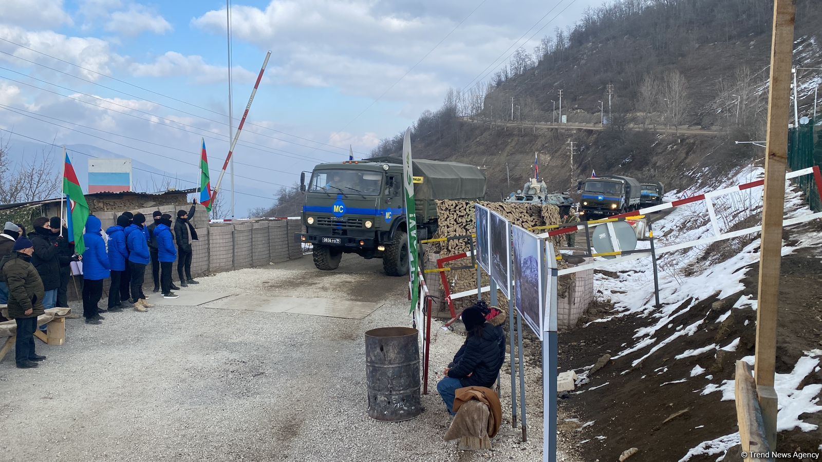 Three more supply vehicles of Russian peacekeepers drive freely along Azerbaijan's Lachin-Khankendi road (PHOTO/VIDEO)