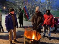 Peaceful protest of Azerbaijani eco-activists continues on Lachin-Khankendi road (PHOTO)