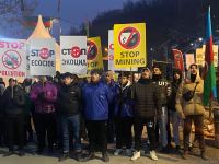 Peaceful protest of Azerbaijani eco-activists continues on Lachin-Khankendi road (PHOTO)