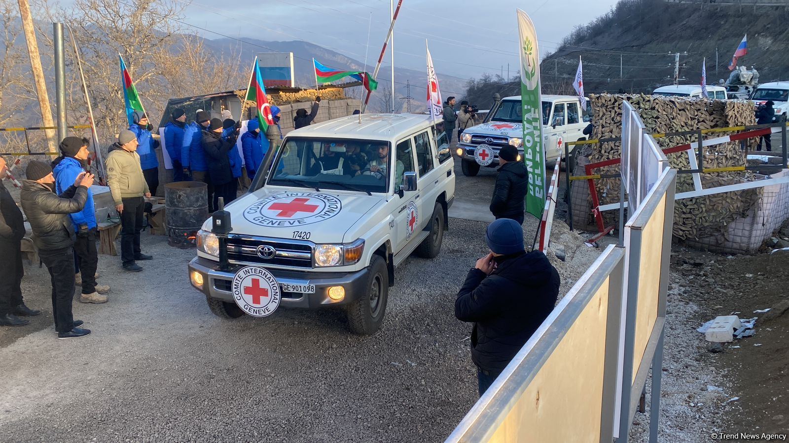 ICRC vehicle convoy passes freely along Azerbaijan's Lachin-Khankendi road (PHOTO)
