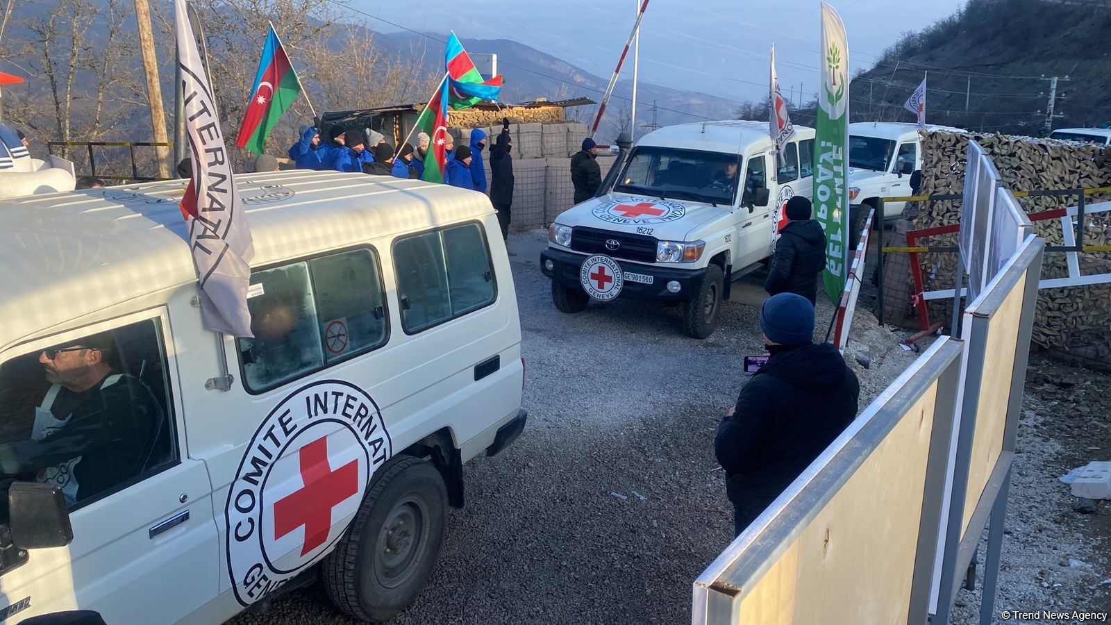 ICRC vehicle convoy passes freely along Azerbaijan's Lachin-Khankendi road (PHOTO)