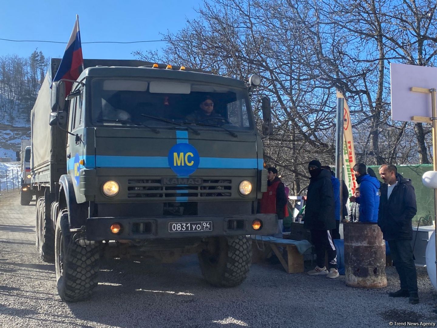 Over dozen vehicles of Russian peacekeepers pass freely along Azerbaijan's Lachin-Khankendi road (PHOTO)