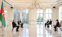 President Ilham Aliyev receives credentials of new Ambassador of Mexico to Azerbaijan (PHOTO/VIDEO)