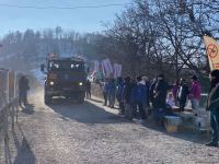 More supply vehicles of Russian peacekeepers drive freely along Azerbaijan's Lachin-Khankendi road (PHOTO)