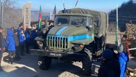 More vehicles of Russian peacekeepers pass freely along Azerbaijan's Lachin-Khankendi road (PHOTO)