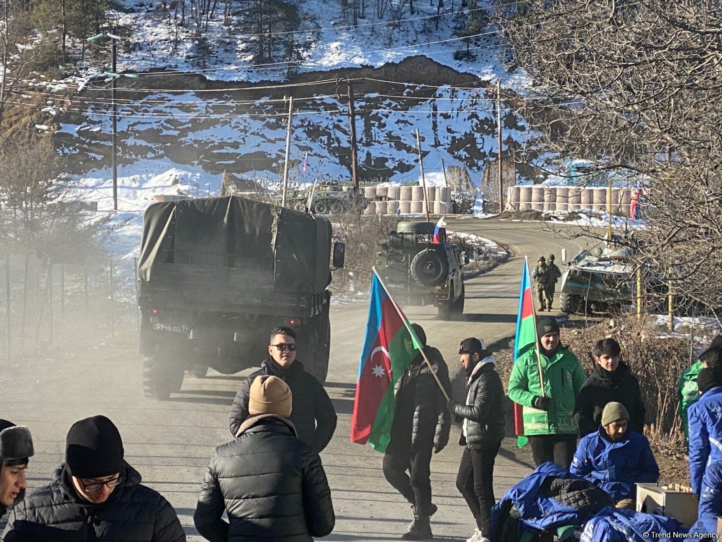More vehicles of Russian peacekeepers pass freely along Azerbaijan's Lachin-Khankendi road (PHOTO)