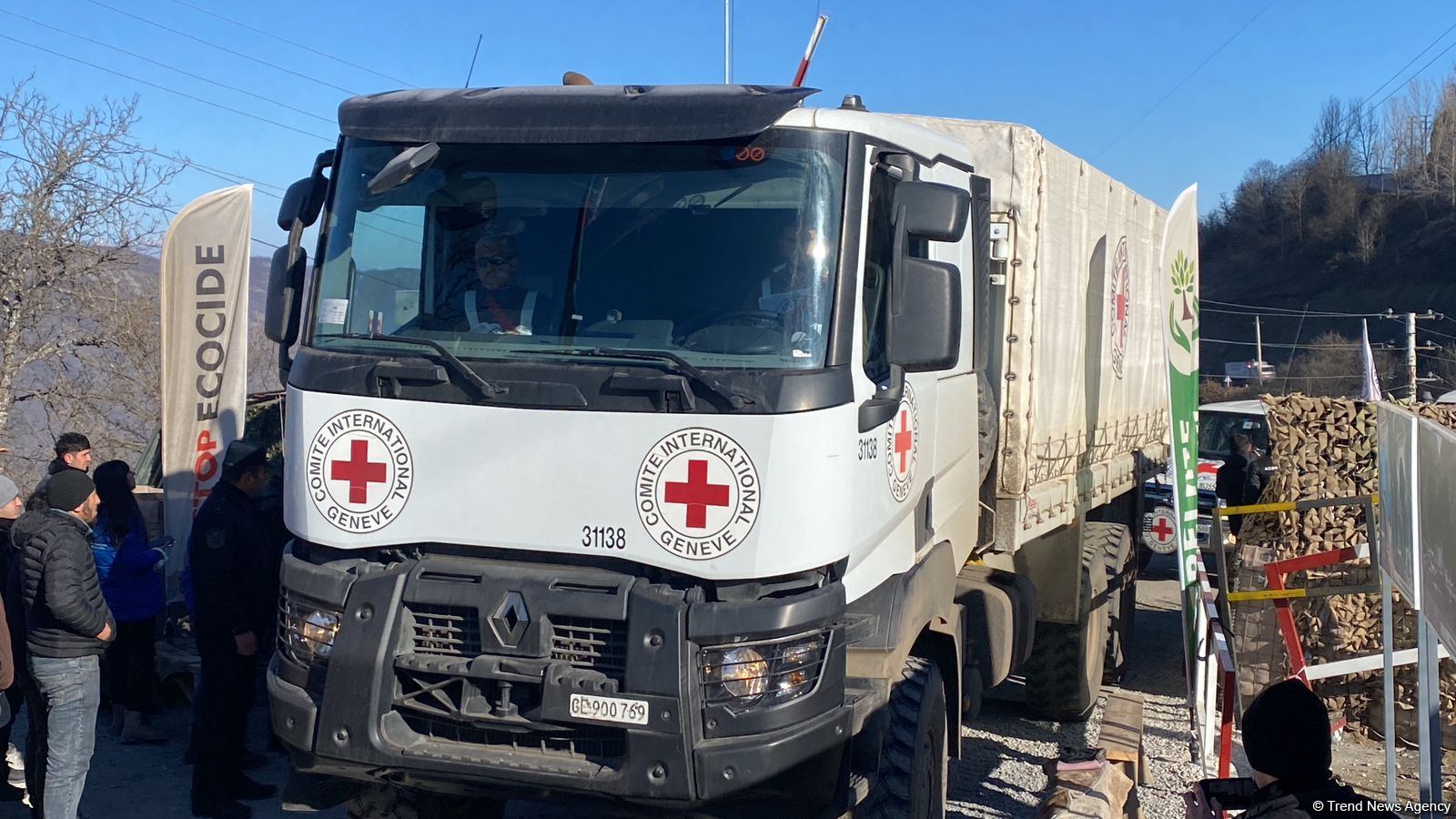 ICRC convoy passes freely along Azerbaijan's Lachin-Khankendi road (PHOTO)