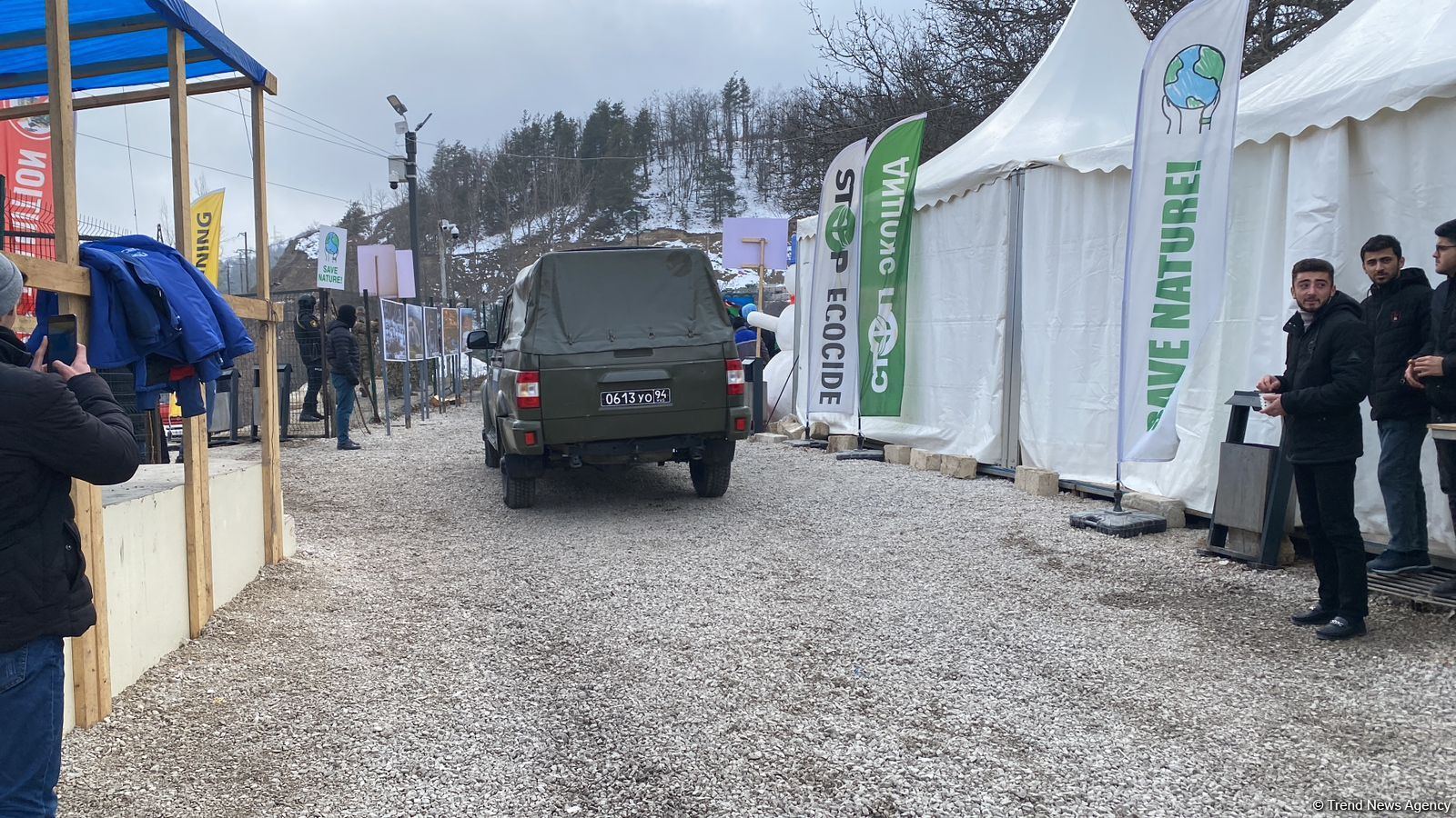 More vehicles of Russian peacekeepers pass freely along Azerbaijan's Lachin-Khankendi road (PHOTO)