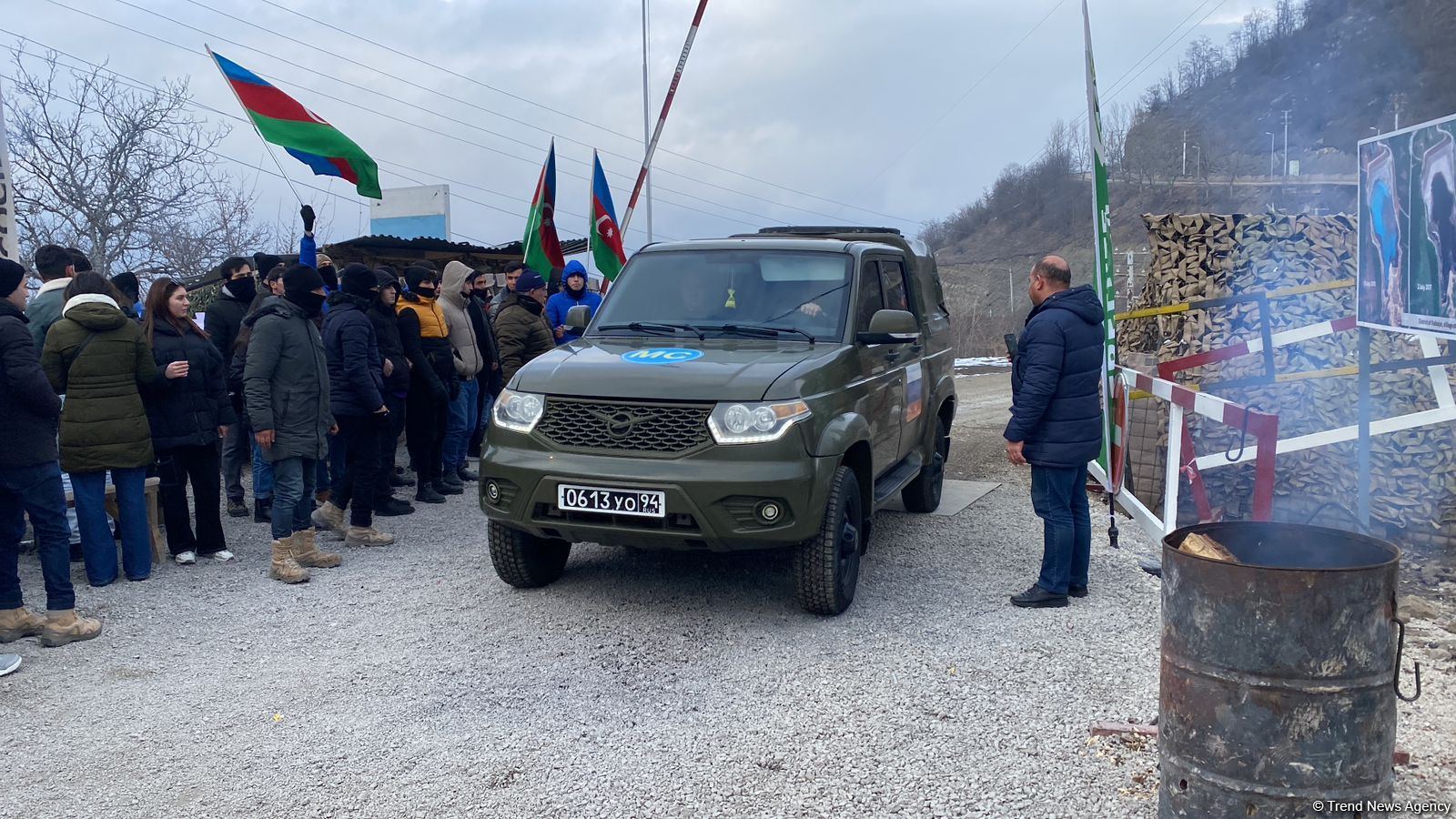 More vehicles of Russian peacekeepers pass freely along Azerbaijan's Lachin-Khankendi road (PHOTO)