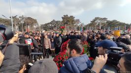 Funeral in Baku held for victim of terrorist attack in Iran, thousands gather to pay respect (PHOTO/VIDEO)