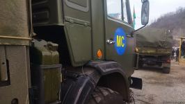 Convoy of Russian peacekeepers passes freely along Azerbaijan's Lachin-Khankendi road (PHOTO)
