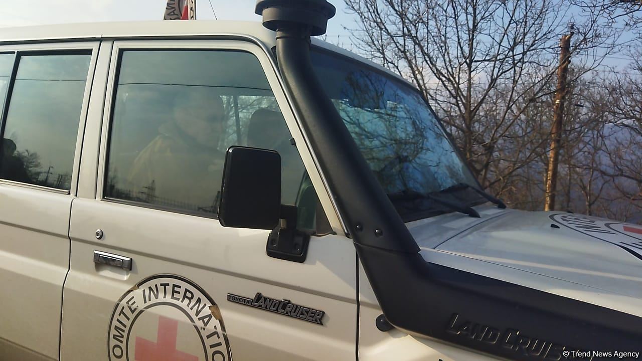 ICRC convoy passes freely along Azerbaijan's Lachin-Khankendi road (PHOTO)