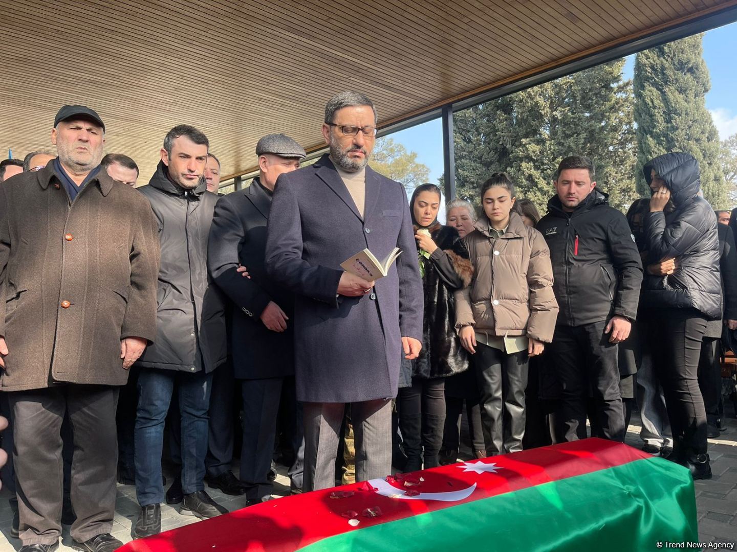 Funeral in Baku held for victim of terrorist attack in Iran, thousands gather to pay respect (PHOTO/VIDEO)