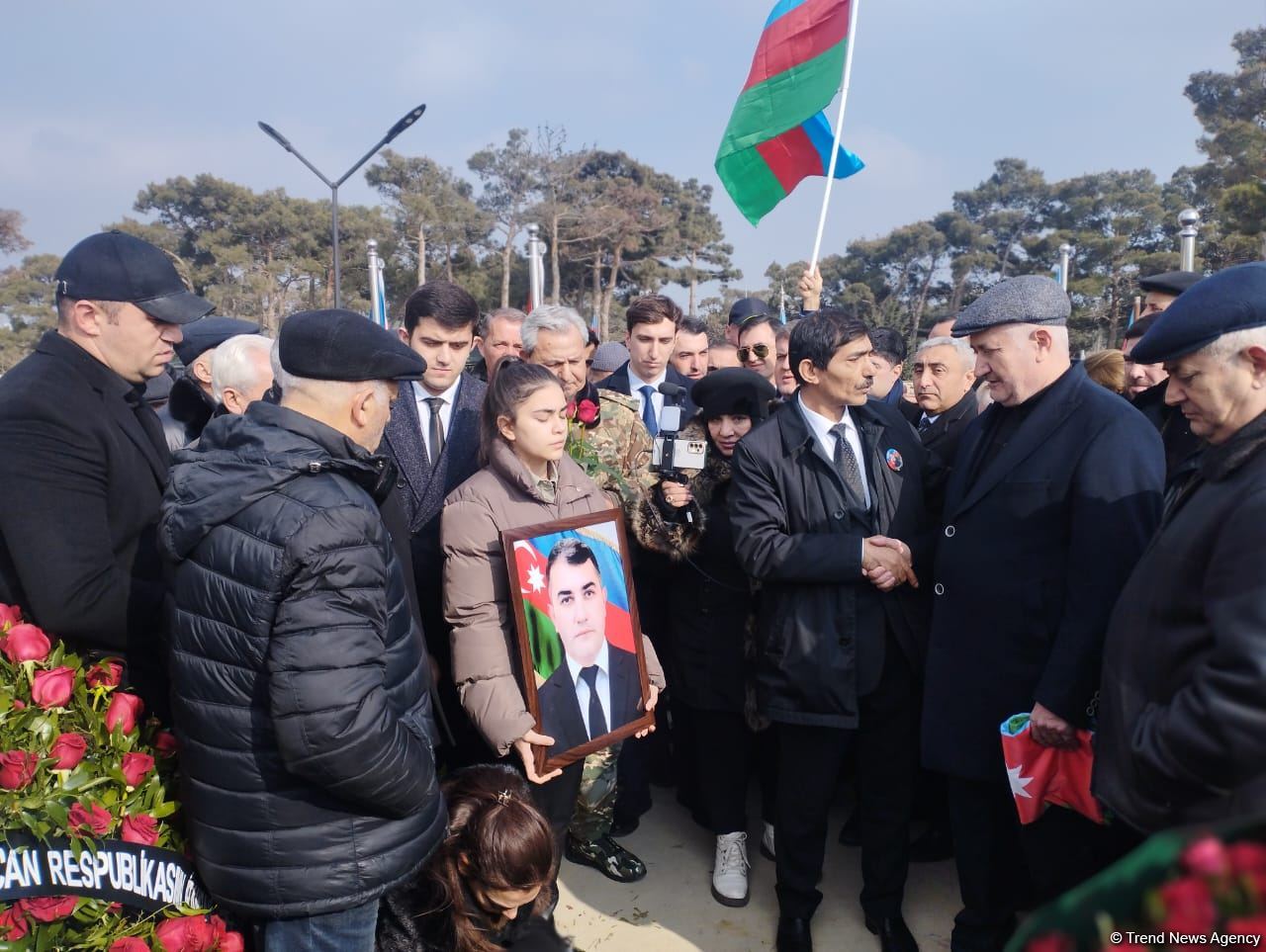Funeral in Baku held for victim of terrorist attack in Iran, thousands gather to pay respect (PHOTO/VIDEO)