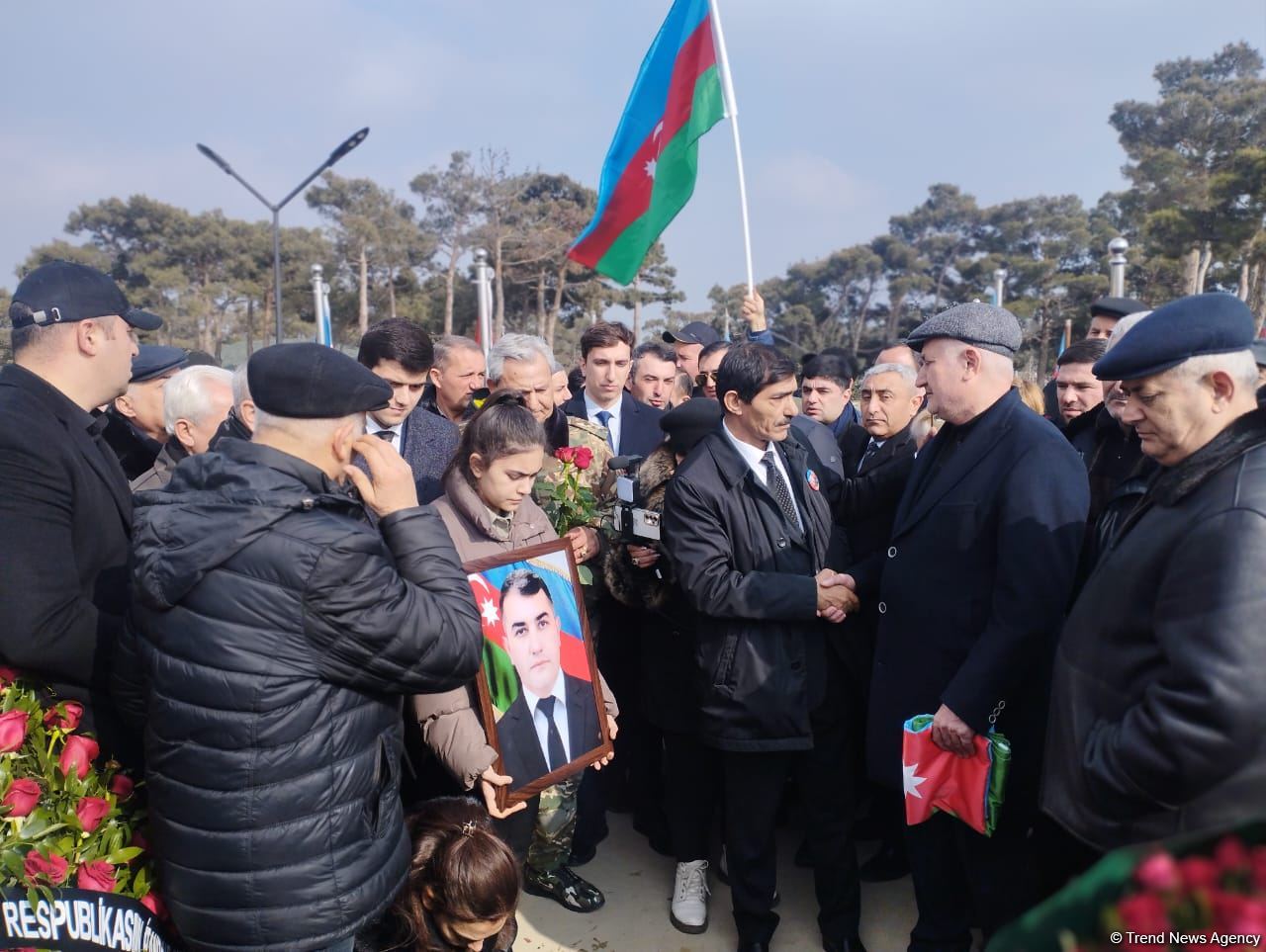 Funeral in Baku held for victim of terrorist attack in Iran, thousands gather to pay respect (PHOTO/VIDEO)