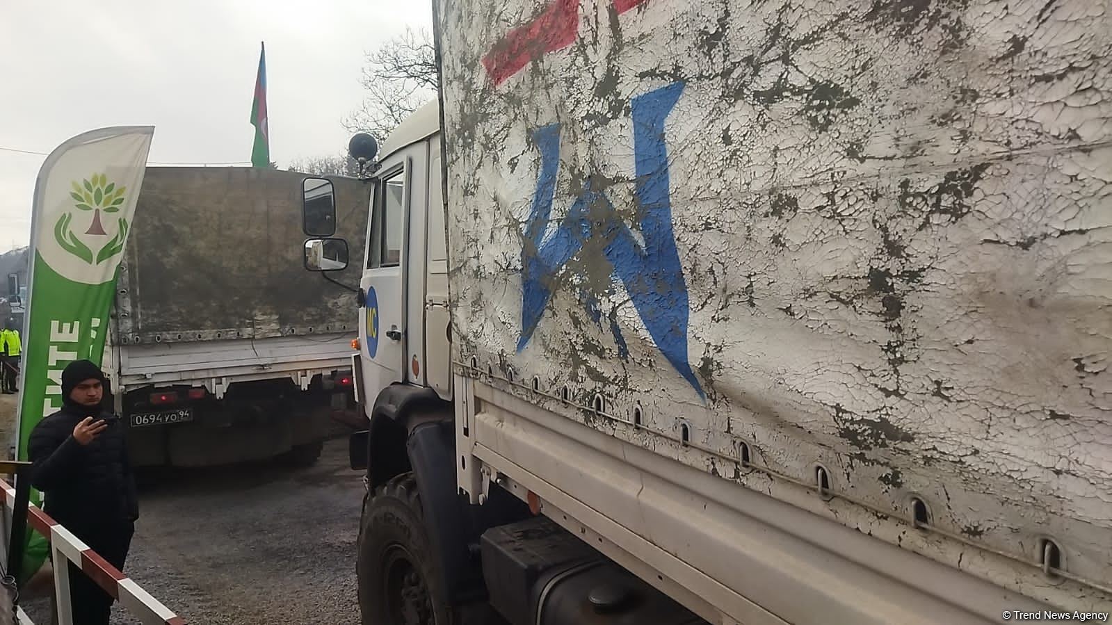 Convoy of Russian peacekeepers passes freely along Azerbaijan's Lachin-Khankendi road (PHOTO)
