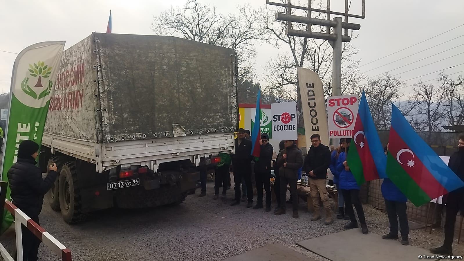 Convoy of Russian peacekeepers passes freely along Azerbaijan's Lachin-Khankendi road (PHOTO)