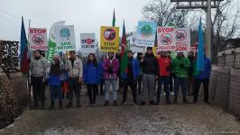 Peaceful protest of Azerbaijani eco-activists continues on Lachin-Khankendi road (PHOTO)